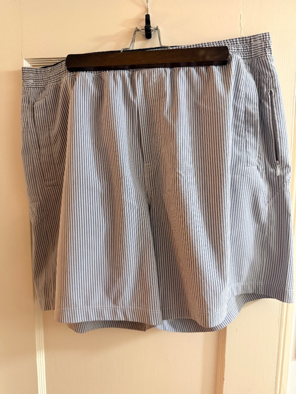 birddogs Men’s XXL Lined Shorts Blue White Striped Seersucker Athletic